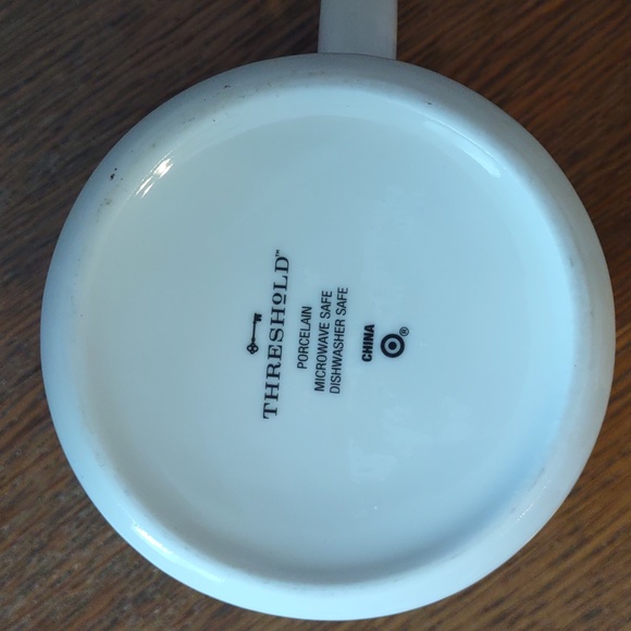 Threshold Christmas mug “I’m only a morning person on Christmas" - Picture 4 of 4